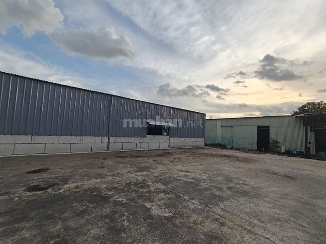 *Cho thuê đất nền bê tông*300m2-1800m2 gần QL 1A, Linh Trung, Thủ Đức