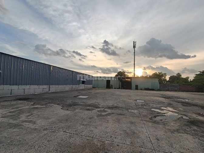 *Cho thuê đất nền bê tông*300m2-1800m2 gần QL 1A, Linh Trung, Thủ Đức