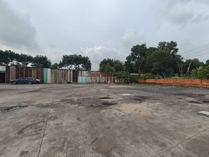 *Cho thuê đất nền bê tông*300m2-1800m2 gần QL 1A, Linh Trung, Thủ Đức