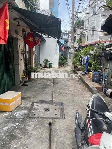 nhà 1 trệt . 1 lâu . 2pn . 2 vs