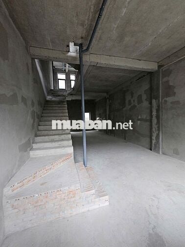 Cắt lỗ , cần ra gấp căn nhà phố 100m2 giá chỉ 5.x tỷ đã hoàn thiện