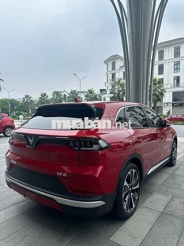 MUA VF8 – HỖ TRỢ VAY 90%, HỒ SƠ KHÓ BAO ĐẬU NGAY!