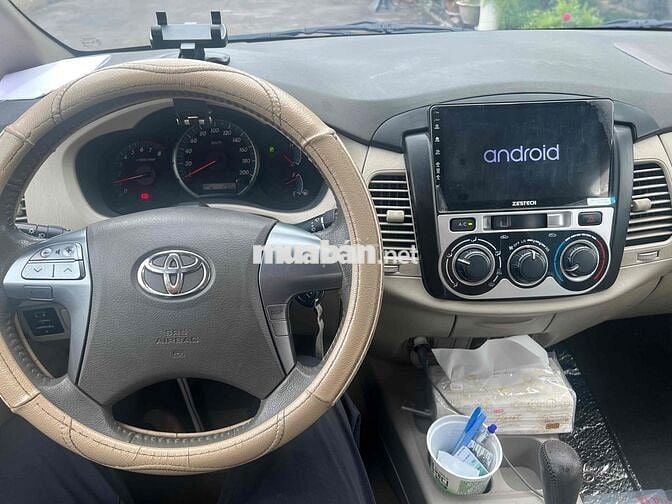 Toyota Innova 2016 2.0G - 170000 km