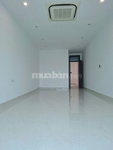 NHÀ THANG MÁY THƯỢNG THANH 50m2x 5  - 10M RA ĐƯỜNG Ô TÔ TRÁNH - 7.8 TỶ