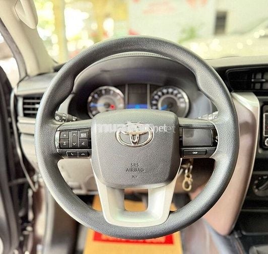 Toyota Fortuner 2017 2.4G 4x2 MT - GIÁ CÒN GIẢM