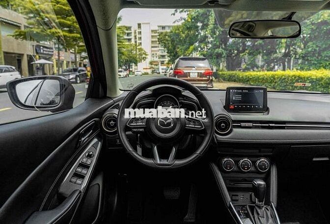 Mazda 2 2019 Premium Sedan nhập thái màu đỏ