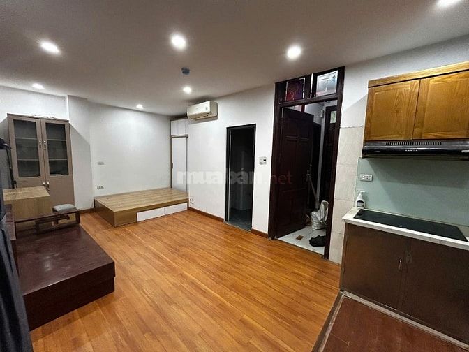 Cho thuê căn hộ mini full đồ – 40m² – Pháo Đài Láng