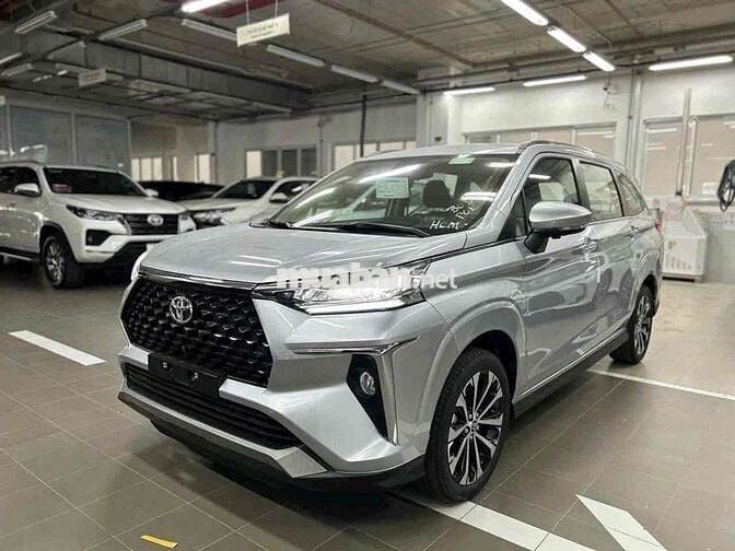 Toyota Veloz Cross 2025