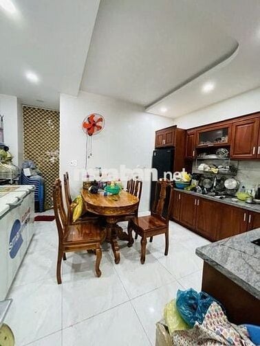 Nhà Sát AEON Tân Phú Chủ cần bán gấp nhà 04 tầng DT 4mx19m chỉ 8,79 tỷ