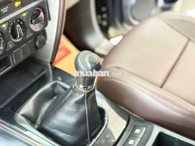 Toyota Fortuner 2017 2.4G 4x2 MT - GIÁ CÒN GIẢM