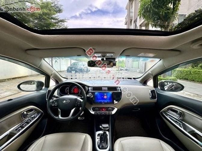 Kia Rio 1.4 AT 2014