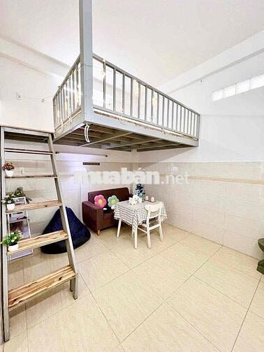 Phòng trọ gác lửng trống ở liền
