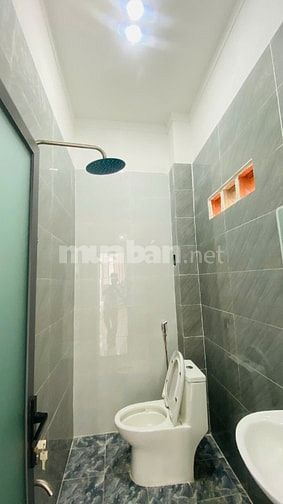BÁN CĂN NHÀ NHỎ ĐỂ TRẢ NỢ , SHR TÔI SANG TÊN NGAY