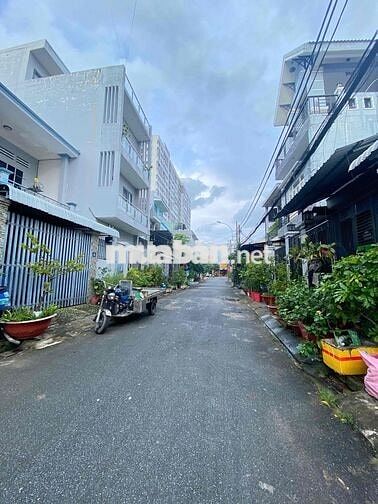 Bán Đất MT Xây CHDV ngay Linh Tây. Giá chỉ 8tỷ4 105.4m2, SHR, Không QH