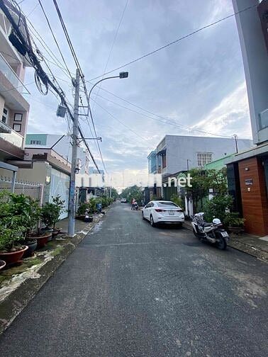 Bán Đất MT Xây CHDV ngay Linh Tây. Giá chỉ 8tỷ4 105.4m2, SHR, Không QH