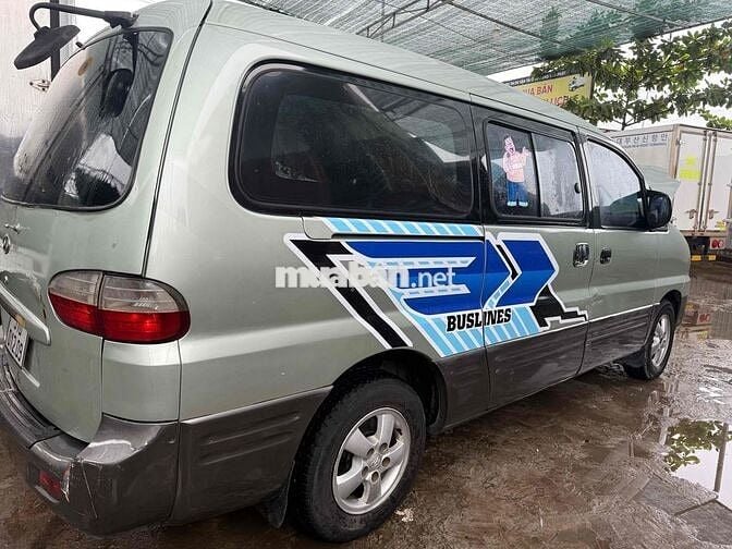 Hyundai Starex 2005 -6N 800kg xe rất zin.