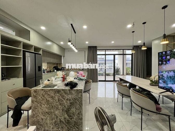 Cho thuê 2 căn không tường mặt tiền Nguyễn Thị Nhung làm văn phòng