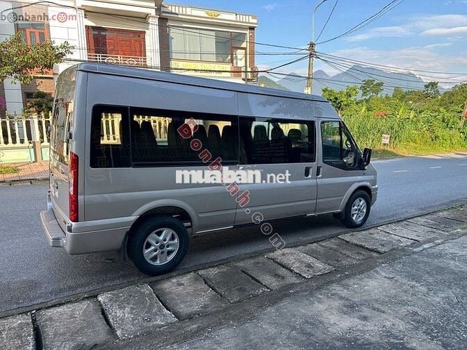 Ford Transit SVP 2018 - 425 Triệu