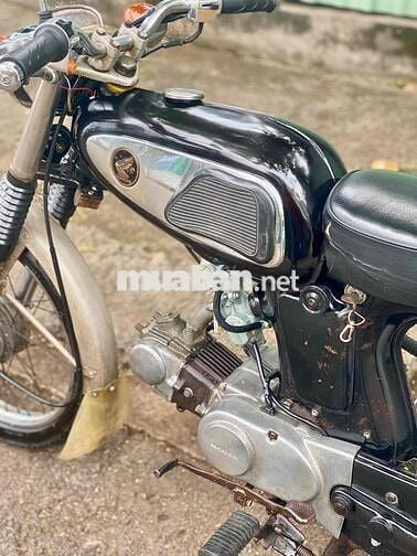 xe 67 đời 72 đồ zin khá còn xài vít lửa, biển 63