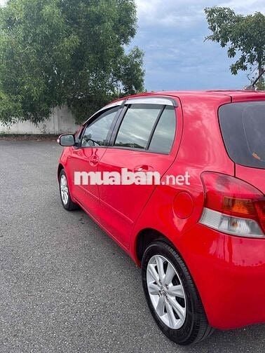 Toyota Yaris 2011 1.5 AT - 115000 km cọp