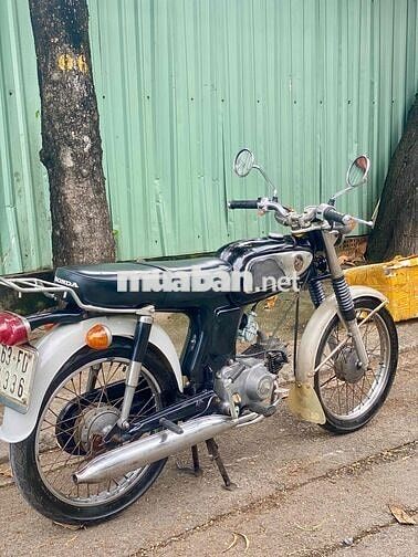 xe 67 đời 72 đồ zin khá còn xài vít lửa, biển 63
