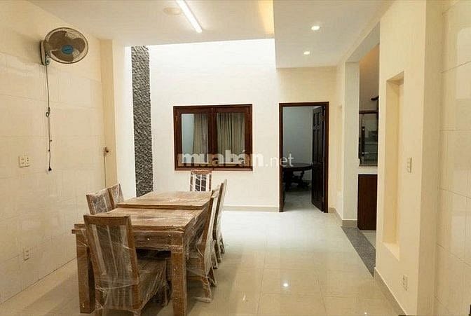 Bán biệt thự sân vườn hẻm xe tải 8m Lê Văn Thọ, Phường 9, Quận Gò Vấp