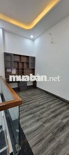 Nhà nguyên căn tại Khu nhà ở thương mại Phú Hồng Thịnh II, Bình Dương