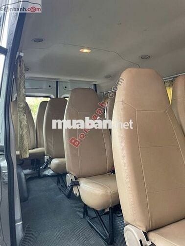 Ford Transit SVP 2018 - 425 Triệu