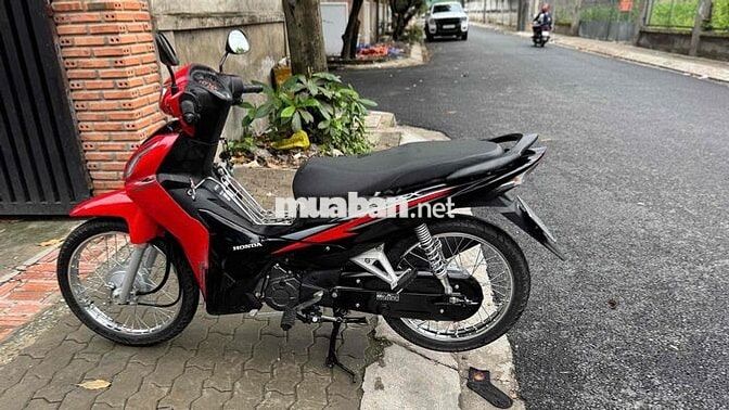 Wave Rsx 2024 xe đi học đi làm