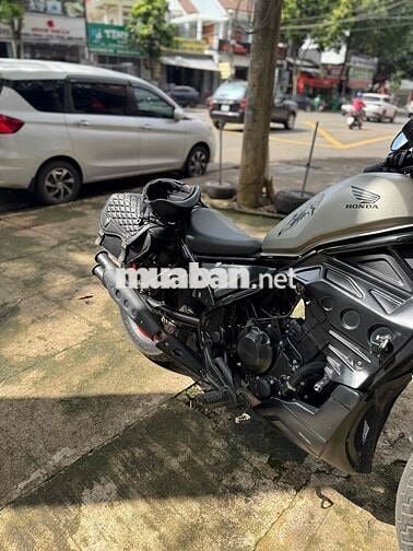 rebel nhập 300cc. đi it
