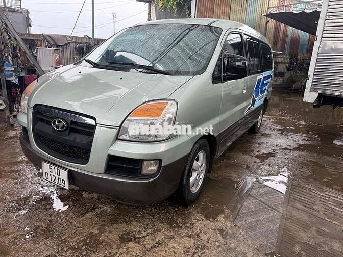 Hyundai Starex 2005 -6N 800kg xe rất zin.