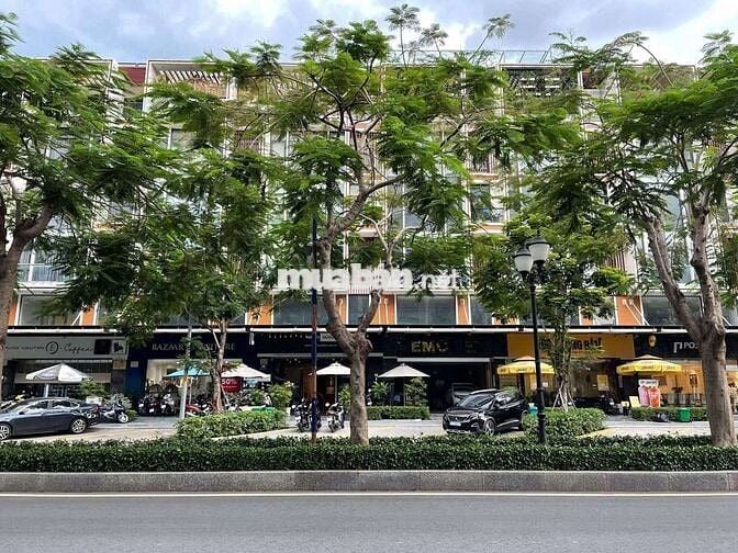 Cho thuê 2 căn không tường mặt tiền Nguyễn Thị Nhung làm văn phòng