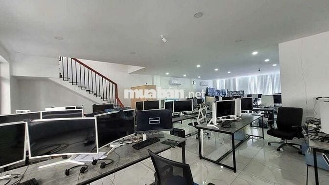 Cho thuê 2 căn không tường mặt tiền Nguyễn Thị Nhung làm văn phòng