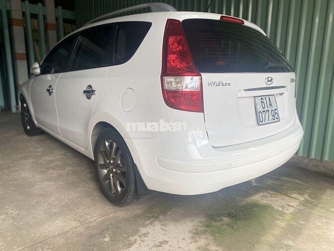 Hyundai i30 2011  - 93000 km