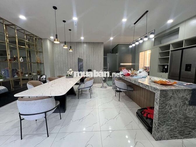 Cho thuê 2 căn không tường mặt tiền Nguyễn Thị Nhung làm văn phòng