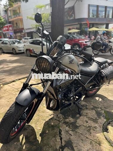 rebel nhập 300cc. đi it