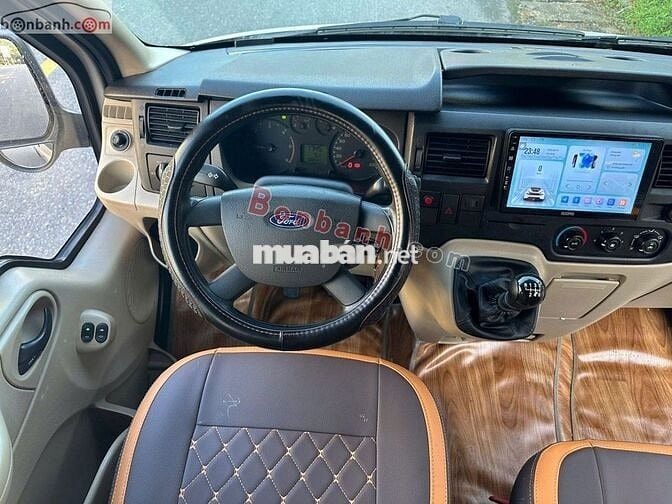 Ford Transit SVP 2018 - 425 Triệu
