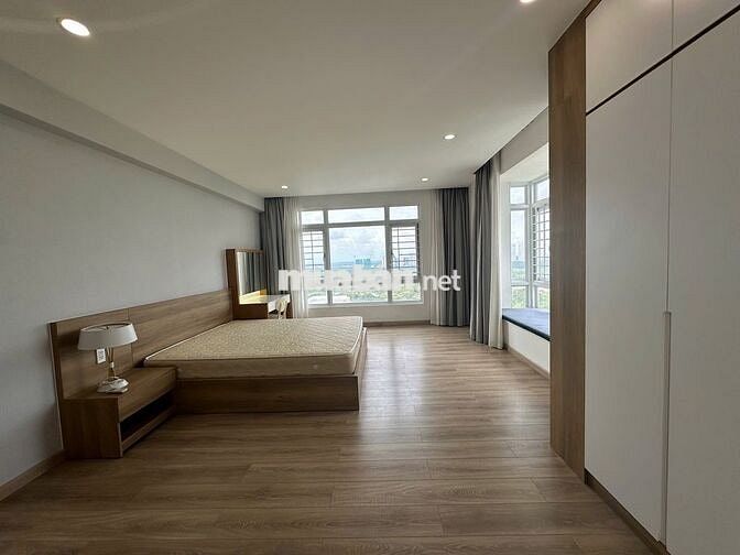 CHO THUÊ CĂN HỘ VIEW SÔNG RIVERSIDE RESIDENCE- 146M2- GÁI 46 TRIỆU/ TH