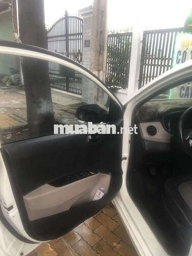 Xe Gia Đình Sử Dụng Cần Bán . Đời 2016 Nhập Ấn Độ