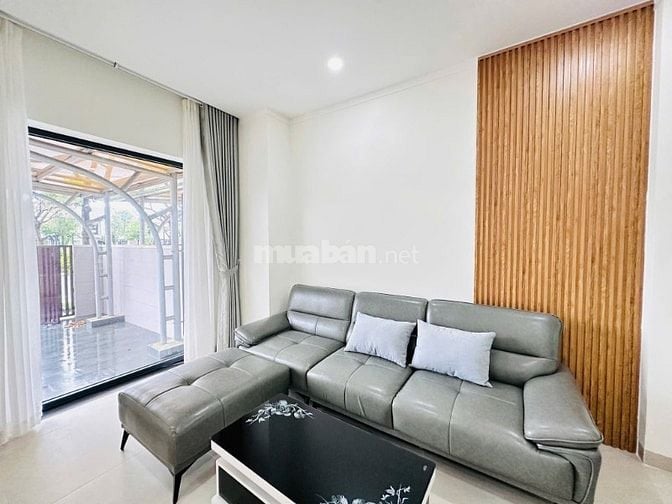 Cho thuê nhà 3 tầng Sun Casa Central Vsip 22 nội thất đầy đủ 15 triệu
