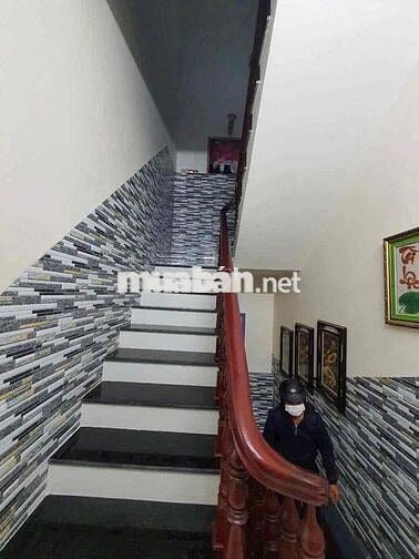 bán nhà trệt 2 lầu KDC bình nhâm gần nhà thờ lái thiêu