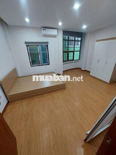 ngõ 27 xã đàn và ngõ 22 tôn thất tùng  2 toà thang máy và bộ 3,5tr-4tr