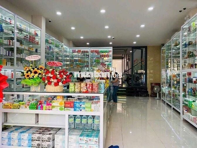 Nhà 1 Trệt 3 Lầu 7PN 9WC 6x30m Mặt Tiền Kinh Doanh Lê Văn Lương