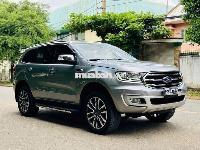 Ford Everest Titanium 2019, bảo hành 2026, vay 75%