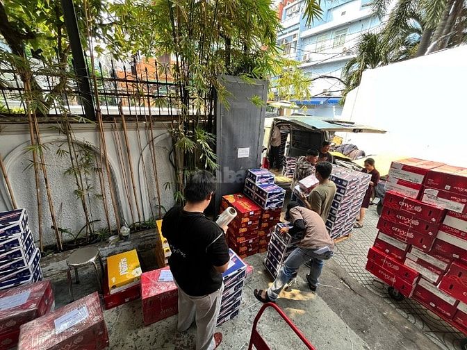 TUYỂN 3 NAM NHÂN VIÊN KHO, ĐI LÀM NGAY TẠI PHÚ NHUẬN