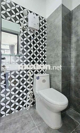 BÁN CHDV 16 PHÒNG - DOANH THU GẦN 1TỶ/NĂM - HẺM OTO THÔNG - 16.8TỶ