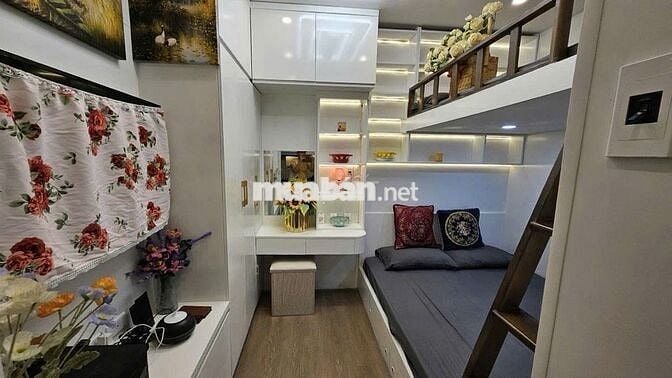 BÁN NHÀ TẬP THỂ HAI BÀ TRƯNG, MẶT ĐƯỜNG ÔTÔ , KD SẦM UẤT. GIÁ : 2TỶ ! BÁN NHÀ TẬP THỂ HAI BÀ TRƯNG, MẶT ĐƯỜNG ÔTÔ , KD SẦM UẤT. GIÁ : 2TỶ !