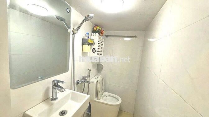 BÁN NHÀ TẬP THỂ HAI BÀ TRƯNG, MẶT ĐƯỜNG ÔTÔ , KD SẦM UẤT. GIÁ : 2TỶ !