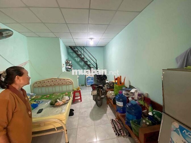 nhà 250tr bớt lộc  gần thcs Nguyễn Văn Đẹp cs4