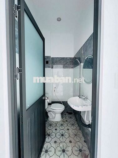 BÁN NHÀ RIÊNG MỚI XÂY 2 TẦNG TẠI ĐỨC HÒA, LONG AN, 1tỷ080tr - 42m2
